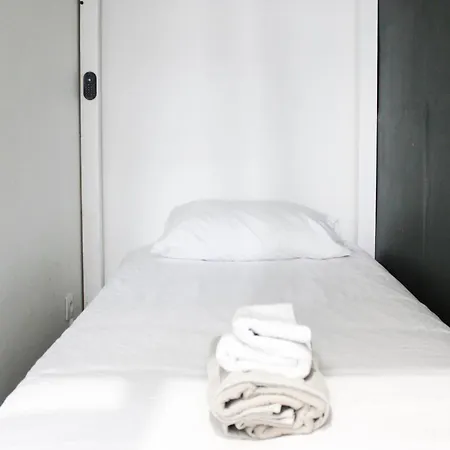 - 2p - Near Paris Ivry-sur-Seine