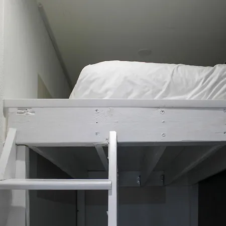 - 2p - Near Paris Ivry-sur-Seine