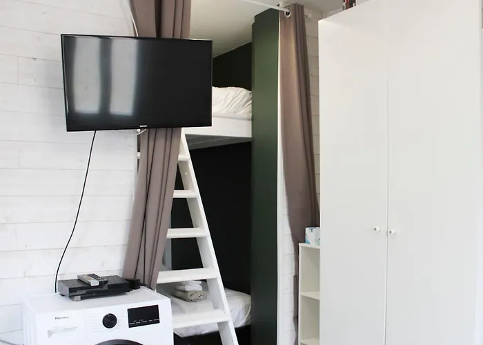 - 2p - Near Paris Ivry-sur-Seine