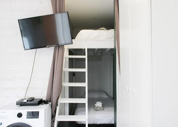 - 2p - Near Paris * Ivry-sur-Seine