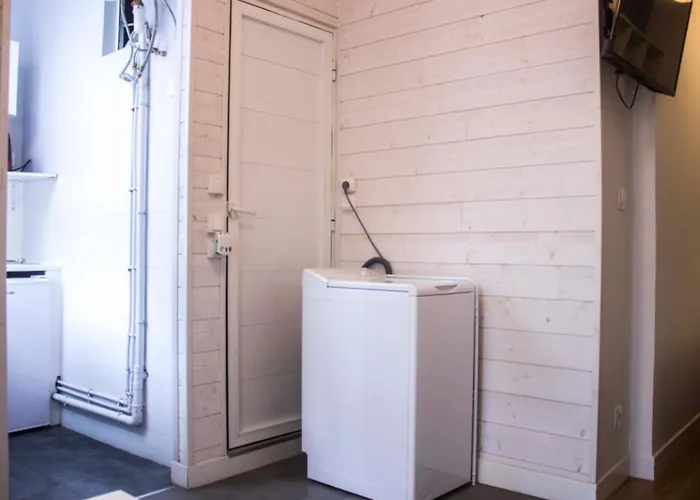 - 2p - Near Paris * Ivry-sur-Seine